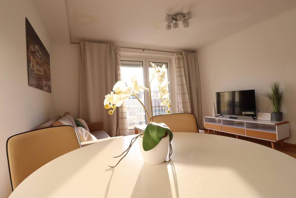 Brilliant View: Balcony Home, Modern, Stylish And Newly Renovated Viena Exterior foto